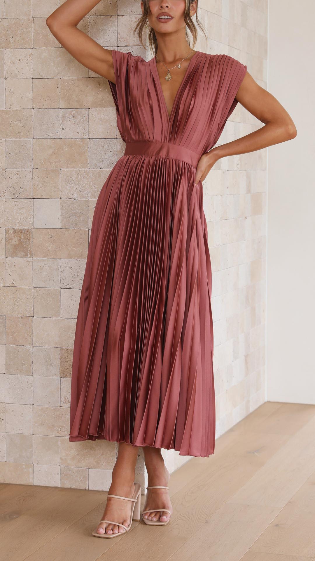 Kaitlyn | Pleated V-Neck Midi Wedding Guest Dress